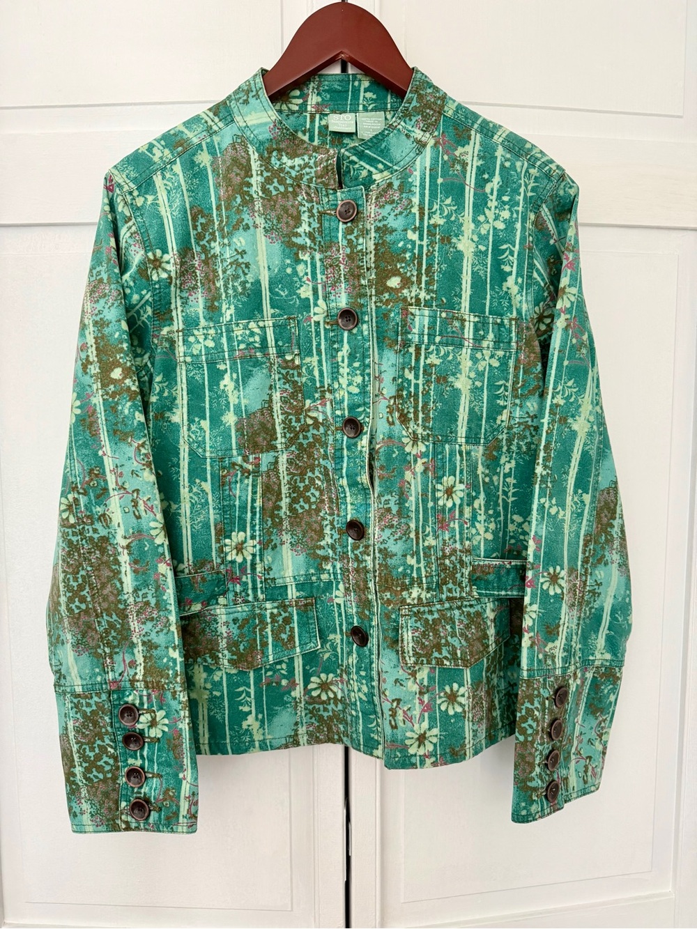 STO Susquehanna Trail Outfitters Green Floral Button-Up Shirt/Jacket